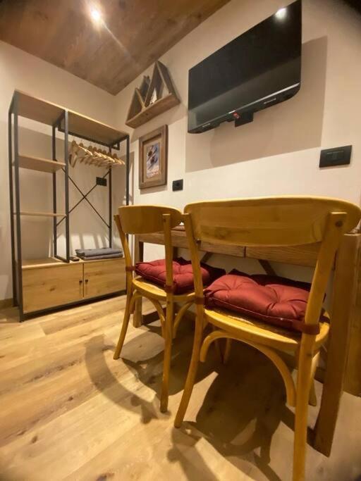 La Chambre De Chaloz 瓦托内切 外观 照片