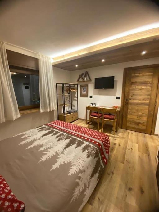 La Chambre De Chaloz 瓦托内切 外观 照片
